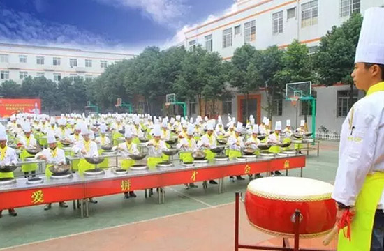与黄渤一起相约新东方 与黄渤一起相约新东方