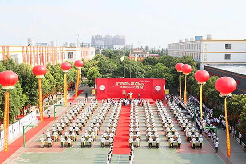 广州新东方烹饪学校_新东方烹饪教育28周年庆典精彩亮点回顾