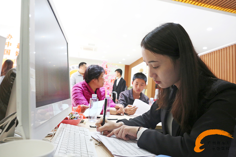 正月初七 广州新东方新生报名火爆 正月初七 广州新东方新生报名火爆